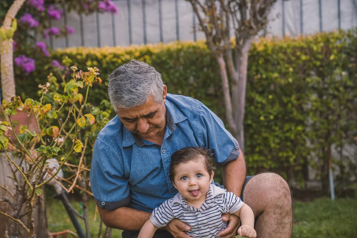 El derecho de los abuelos a las visitas de sus nietos: una conexión que la ley protege